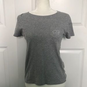 Grey short sleeve tee